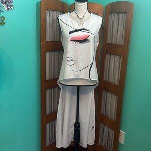 SHEIN White Sleeveless top with Artistic Face Design